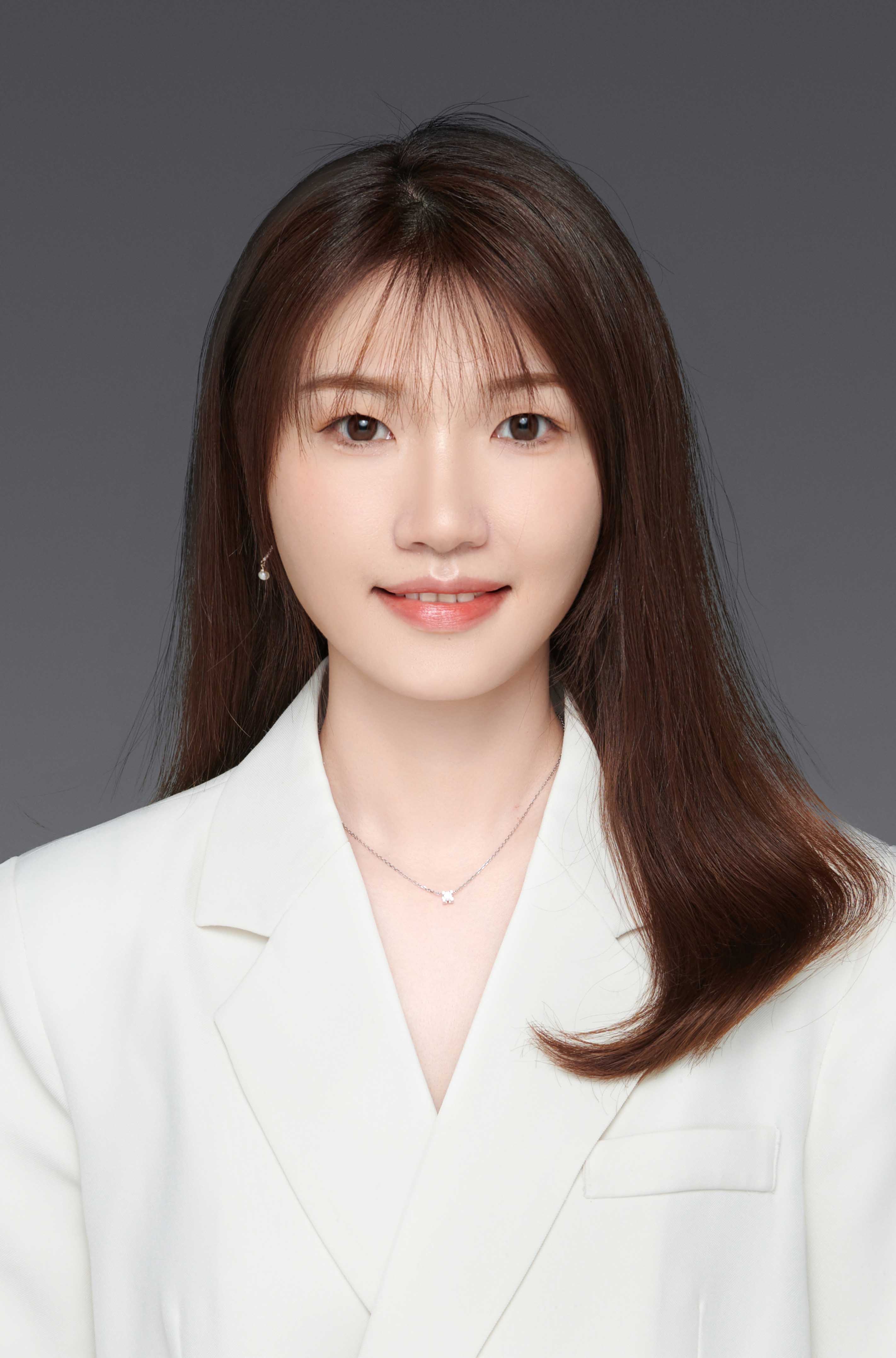鲁紫东